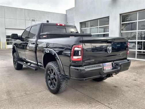 2021 RAM 2500 Laramie Crew Cab 4x4 6'4' Box
