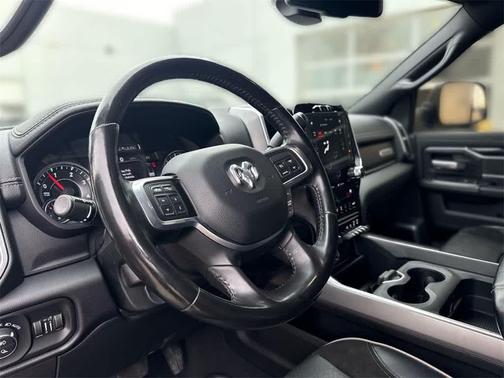 2021 RAM 2500 Laramie Crew Cab 4x4 6'4' Box