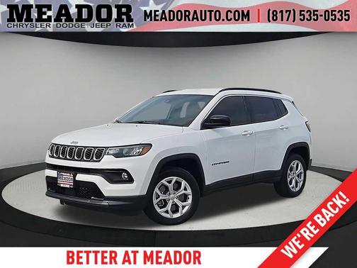 Bright White Clearcoat 2024 Jeep Compass Latitude