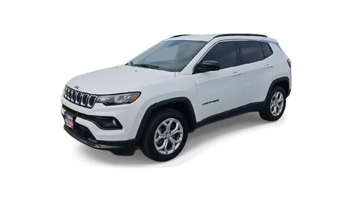 Bright White Clearcoat 2024 Jeep Compass Latitude