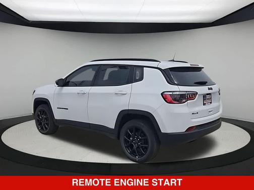 Bright White Clearcoat 2026 Jeep Compass Latitude