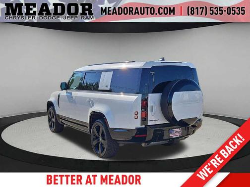 Fuji White 2024 Land Rover Defender 130 P400 X-Dynamic SE