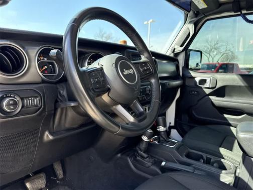 2021 Jeep Gladiator Willys 4x4