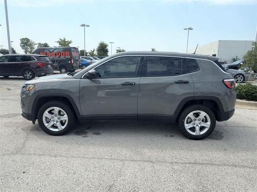 2023 Jeep Compass Sport