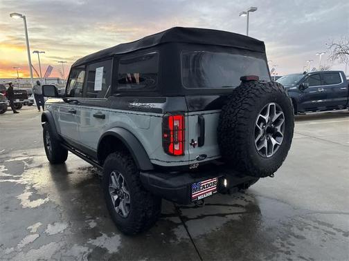 2023 Ford Bronco Badlands