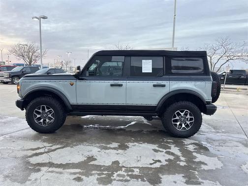 2023 Ford Bronco Badlands