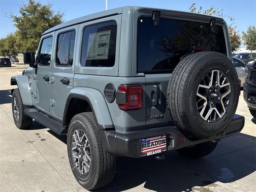 2026 Jeep Wrangler 4-Door Sahara 4x4