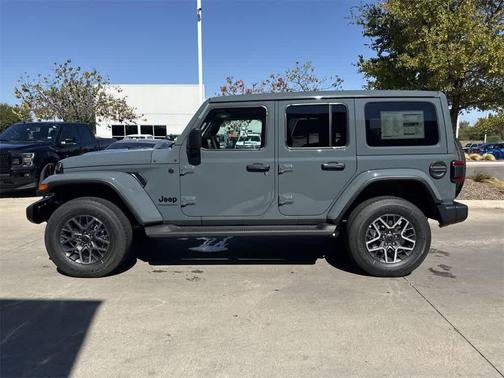 2026 Jeep Wrangler 4-Door Sahara 4x4