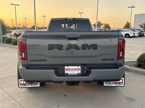 2026 RAM 3500 Laramie Crew Cab 4x4 8' Box