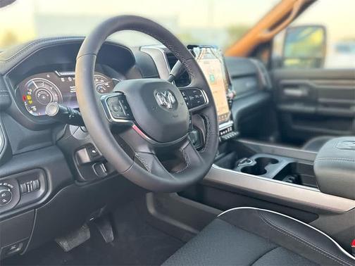 2026 RAM 3500 Laramie Crew Cab 4x4 8' Box