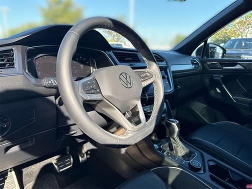 2023 Volkswagen Tiguan 2.0T SEL R-Line 4MOTION