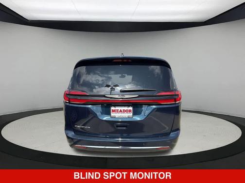 Fathom Blue Pearlcoat 2025 Chrysler Pacifica L