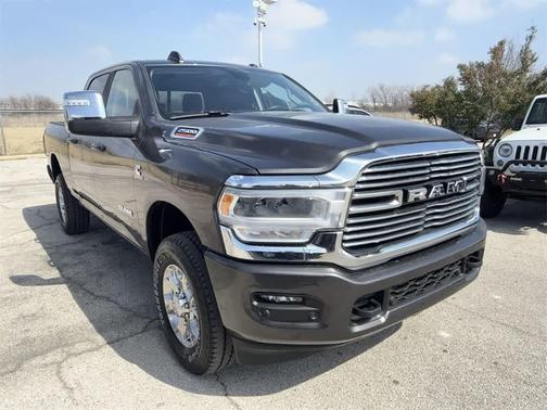 2024 RAM 2500 Laramie Crew Cab 4x4 6'4' Box