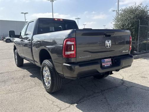 2024 RAM 2500 Laramie Crew Cab 4x4 6'4' Box