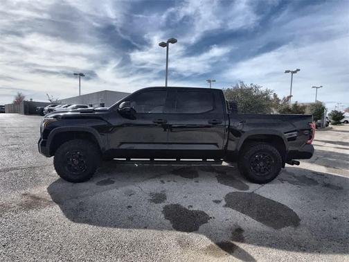 2022 Toyota Tundra Hybrid TRD Pro