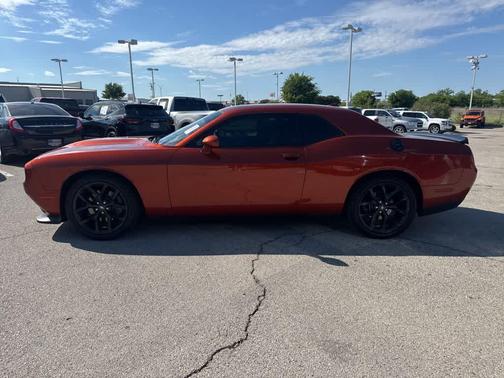 Sinamon Stick 2020 Dodge Challenger GT