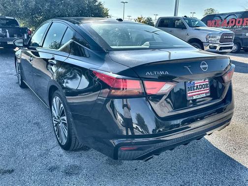 2023 Nissan Altima 2.5 SL