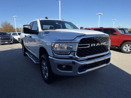 2024 RAM 2500 Big Horn Crew Cab 4x4 8' Box