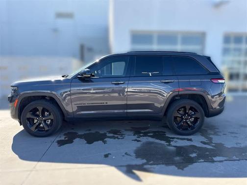 2023 Jeep Grand Cherokee Altitude