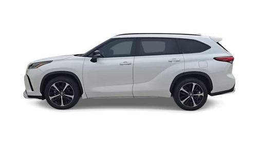 Blizzard Pearl 2021 Toyota Highlander XSE