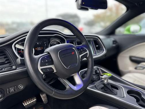 2015 Dodge Challenger R/T Plus