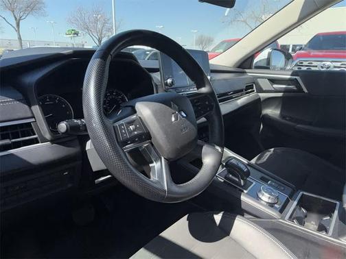 2024 Mitsubishi Outlander SE 2.5 2WD