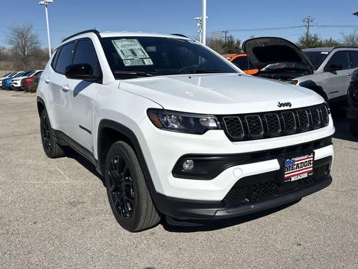 Bright White Clearcoat 2026 Jeep Compass Latitude