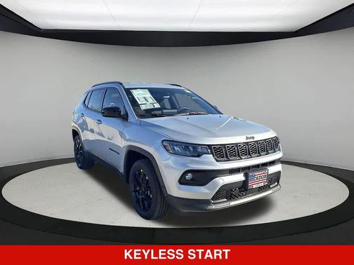 Silver Zynith Metallic Clearcoat 2026 Jeep Compass Latitude