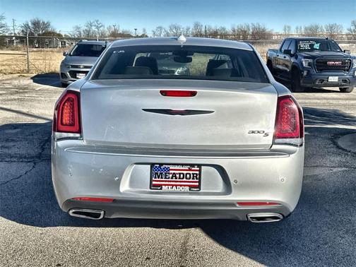 2023 Chrysler 300 S