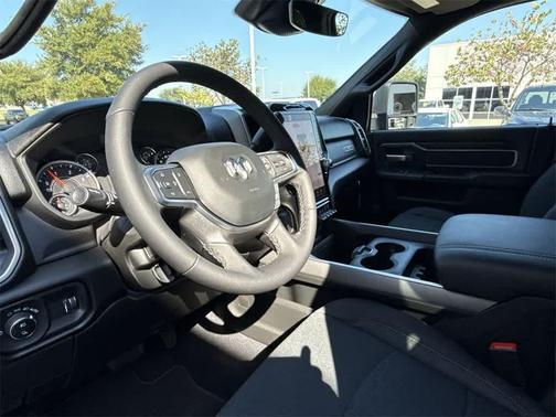 2026 RAM 2500 Lone Star Crew Cab 4x4 6'4' Box