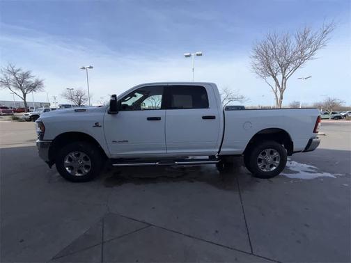 2024 RAM 2500 Laramie Crew Cab 4x4 6'4' Box
