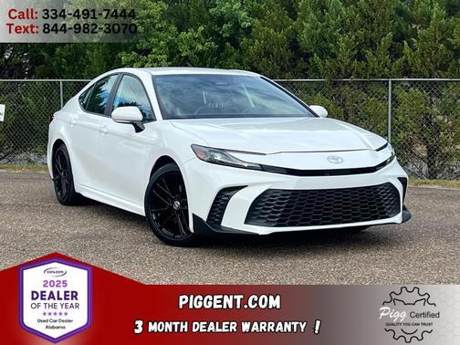 2025 Toyota Camry SE