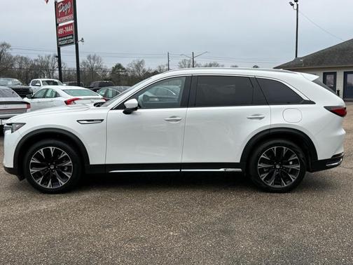 2024 Mazda CX-90 PHEV Premium Plus