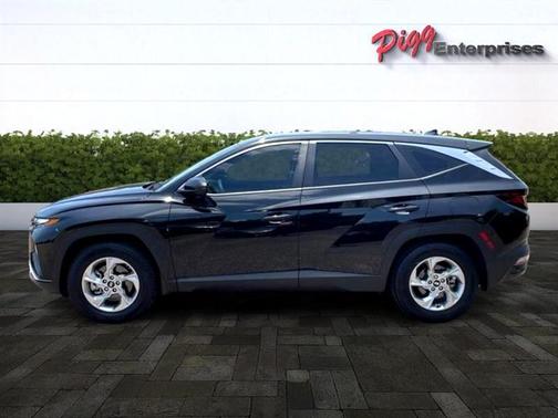 2024 Hyundai TUCSON SE