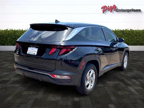 2024 Hyundai TUCSON SE