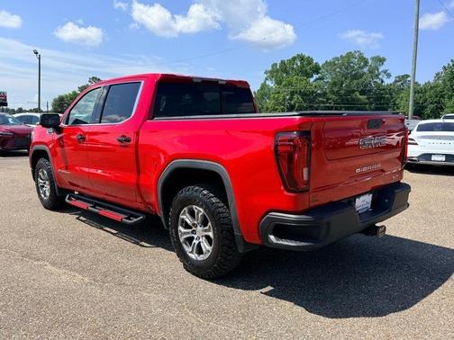 Red 2020 GMC Sierra 1500 SLT