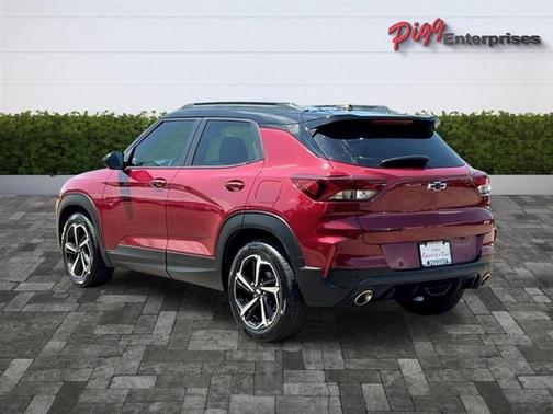 Red 2021 Chevrolet Trailblazer RS