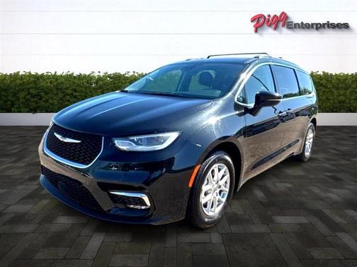 2022 Chrysler Pacifica Touring-L