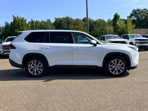 2024 Toyota Grand Highlander LIMITED
