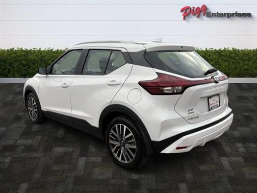 2021 Nissan Kicks SV