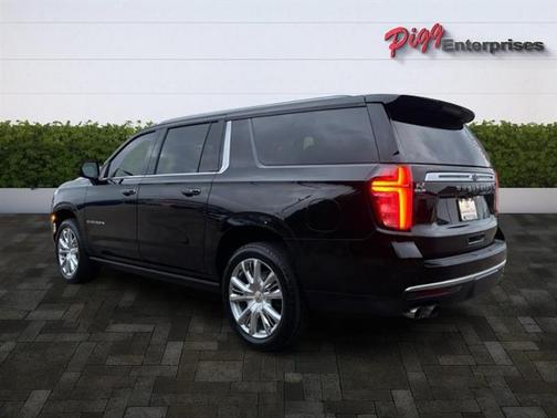 2021 Chevrolet Suburban High Country