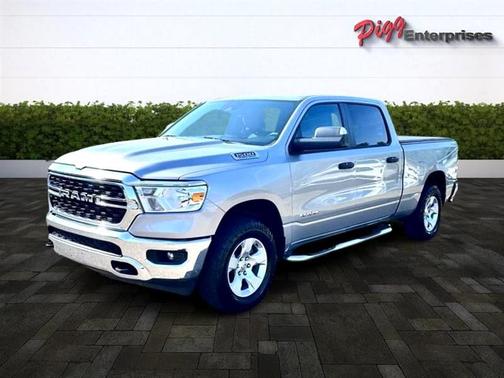 2024 RAM 1500 Lone Star