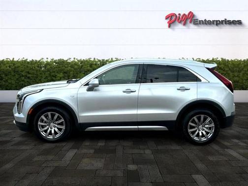 2020 Cadillac XT4 Premium Luxury