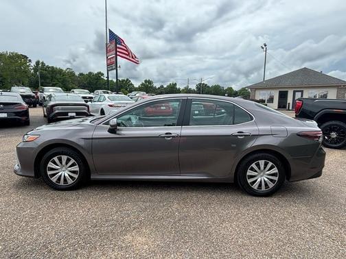 Gray 2024 Toyota Camry Hybrid LE