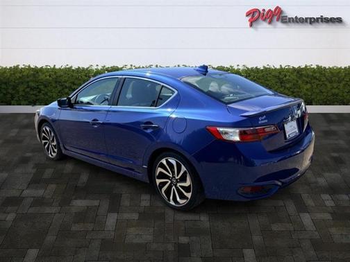 2017 Acura ILX Premium & A-SPEC Packages