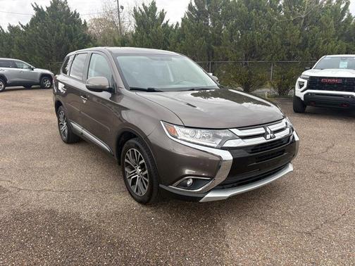 2017 Mitsubishi Outlander SE