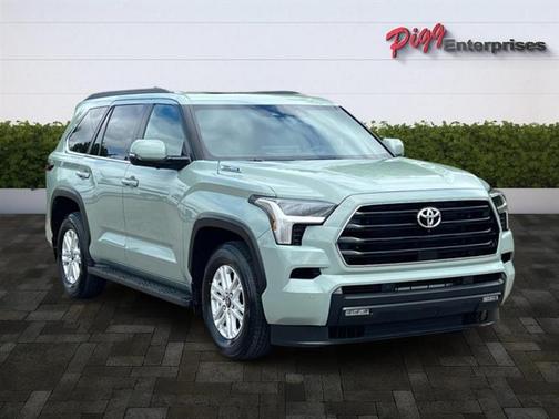 2025 Toyota Sequoia SR5