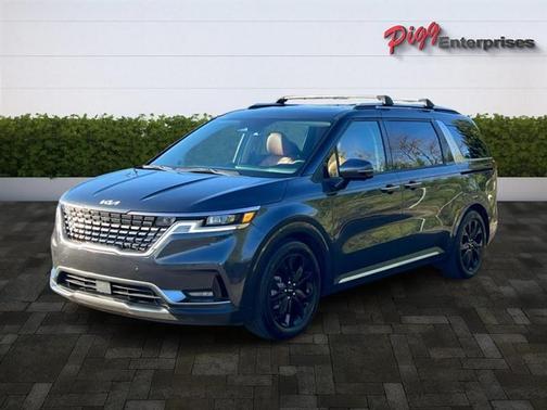 2023 Kia Carnival SX