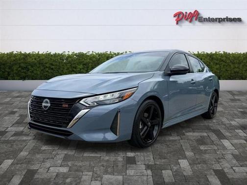 2t Gry Blk Roof 2025 Nissan Sentra SR