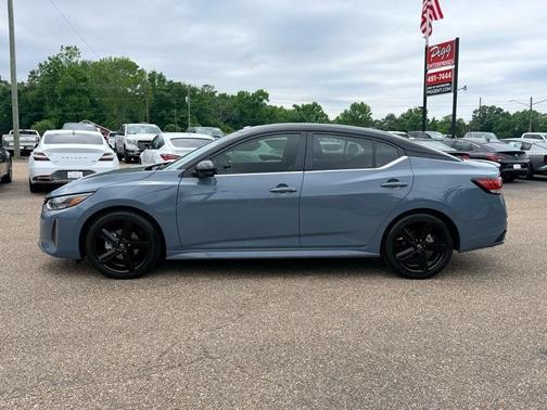 2t Gry Blk Roof 2025 Nissan Sentra SR